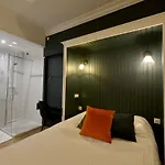 Le Tiburon Hotel 3*