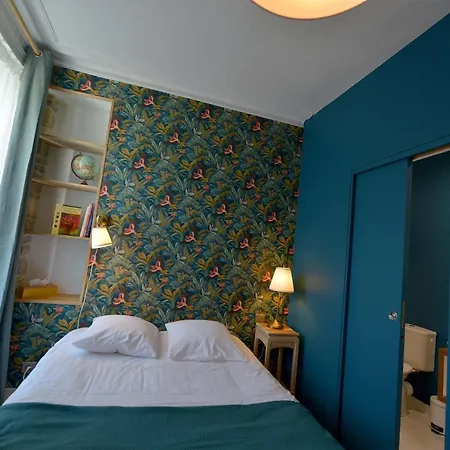 Le Tiburon Hotel