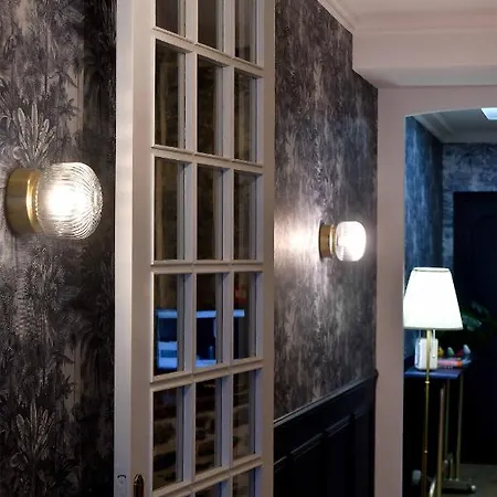 Le Tiburon Hotel Cherbourg-en-Cotentin