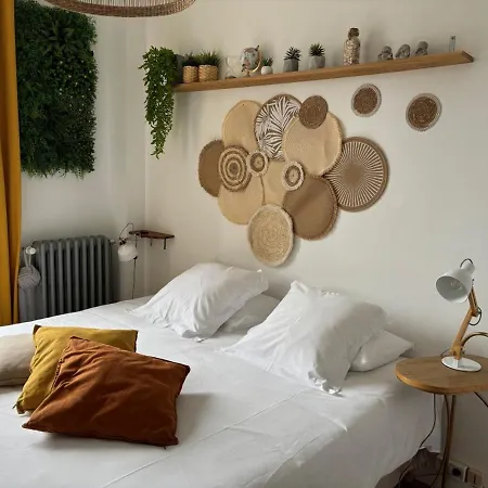 Le Tiburon Hotel 3*