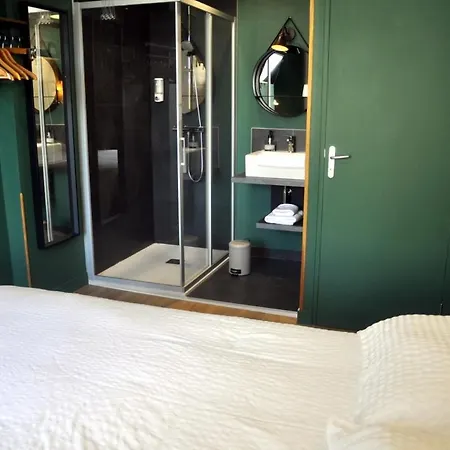 Le Tiburon 3*