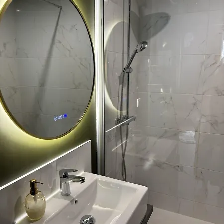 Hotel Le Tiburon