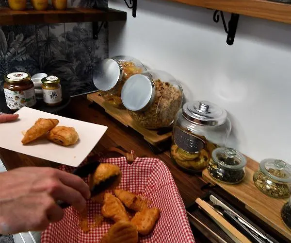 호텔 Le Tiburon 셰르부르 앙 코탱탕